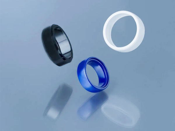 Ceramic smart ring