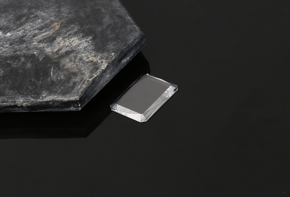 Multi sided cutting (diamond cut) sapphire glass dial